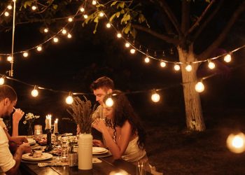 Akşam Yemeği İçin Kombinler Nasıl Yapılır?