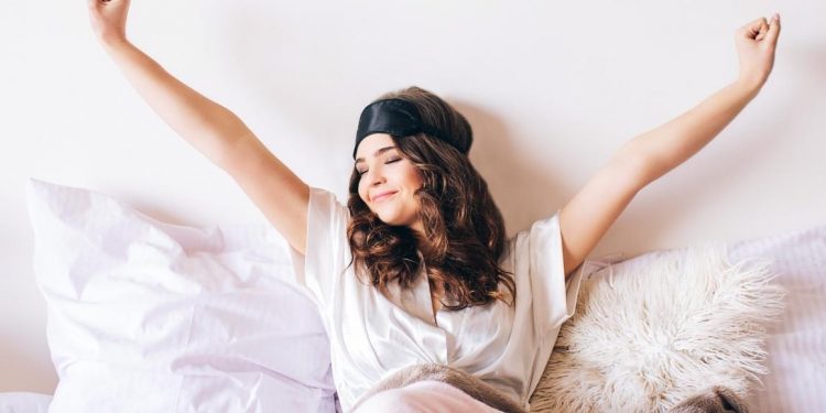 Sıcaklarda Rahat Edebileceğiniz En Güzel Yazlık Pijama Takımları…